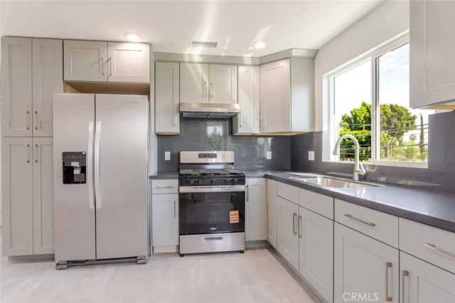 13768 Judd Street, Pacoima, CA 91331