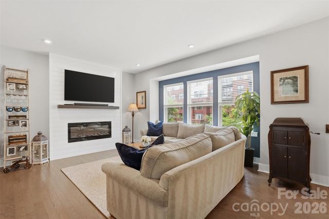 18017 Nolita Lane, Charlotte, NC 28204