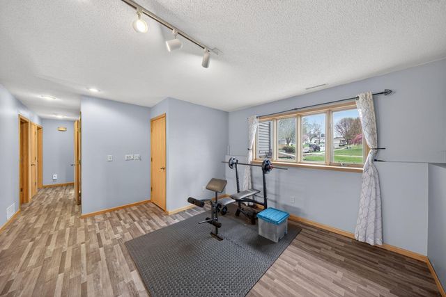 5511 23rd Avenue NW, Rochester, MN 55901