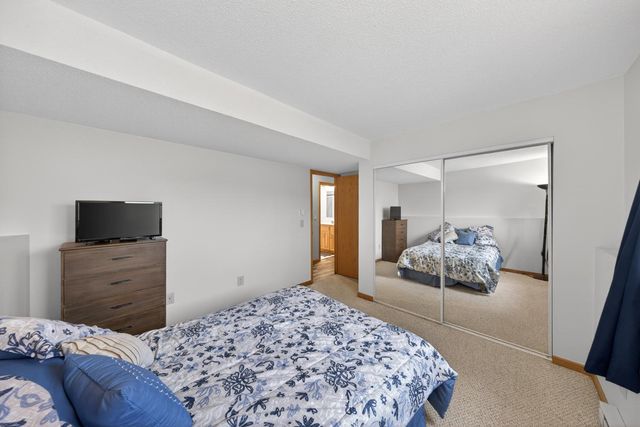 5511 23rd Avenue NW, Rochester, MN 55901