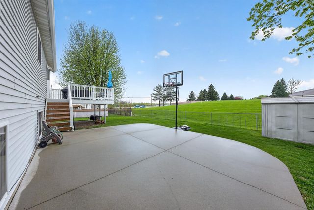 5511 23rd Avenue NW, Rochester, MN 55901