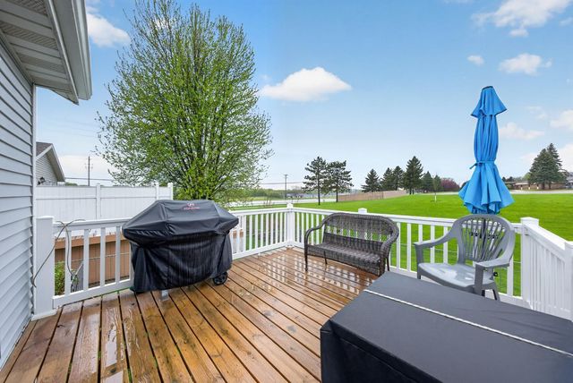 5511 23rd Avenue NW, Rochester, MN 55901