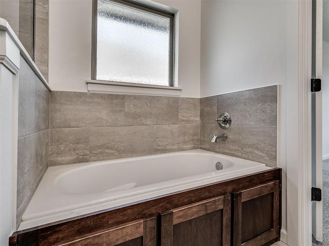 1113 Wisteria Way, Noble, OK 73068