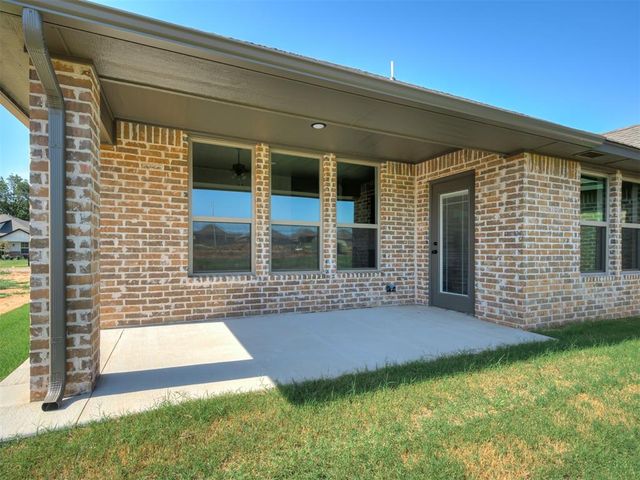 1113 Wisteria Way, Noble, OK 73068