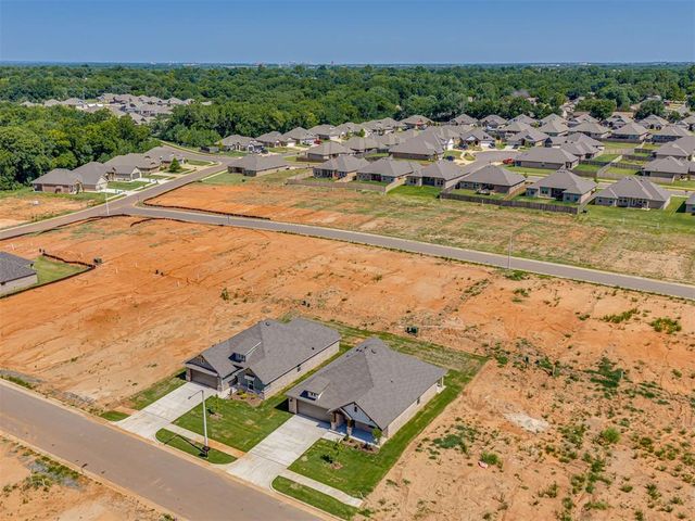 1113 Wisteria Way, Noble, OK 73068