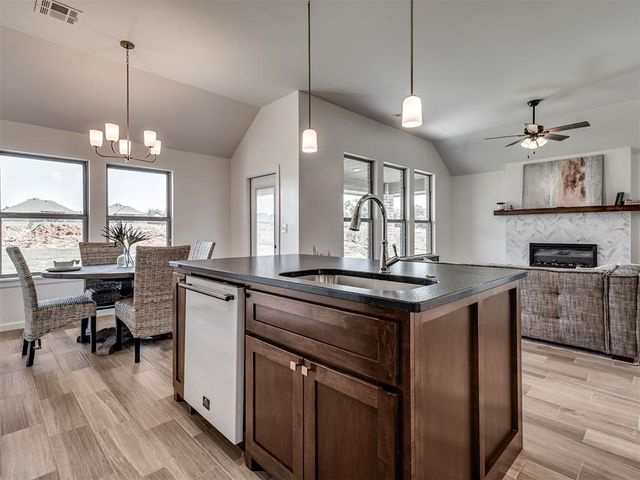 1113 Wisteria Way, Noble, OK 73068