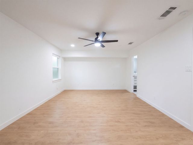 1515 Cherokee Street, Arlington, TX 76012