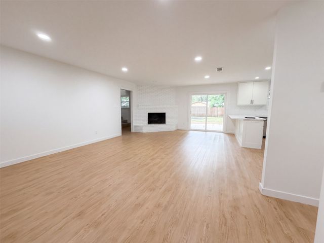 1515 Cherokee Street, Arlington, TX 76012