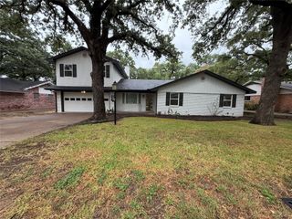 1515 Cherokee Street, Arlington, TX 76012