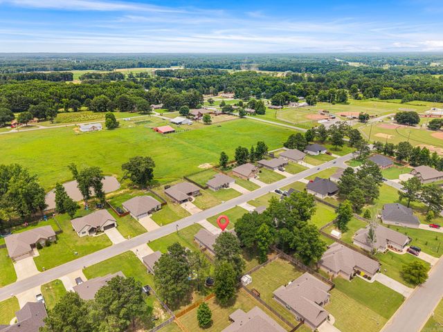 111 Hayden Drive, Beebe, AR 72012