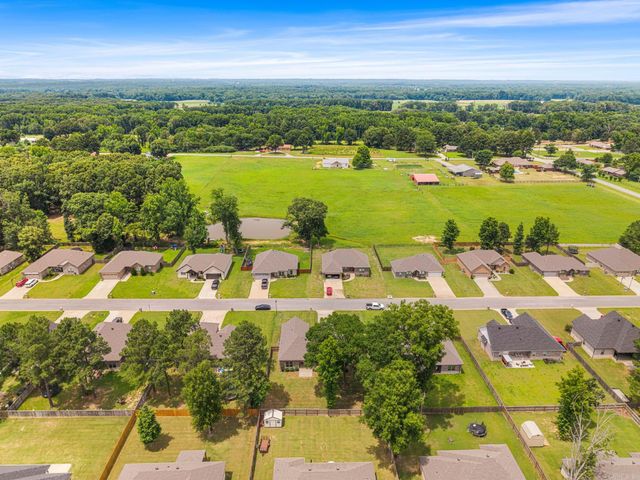 111 Hayden Drive, Beebe, AR 72012