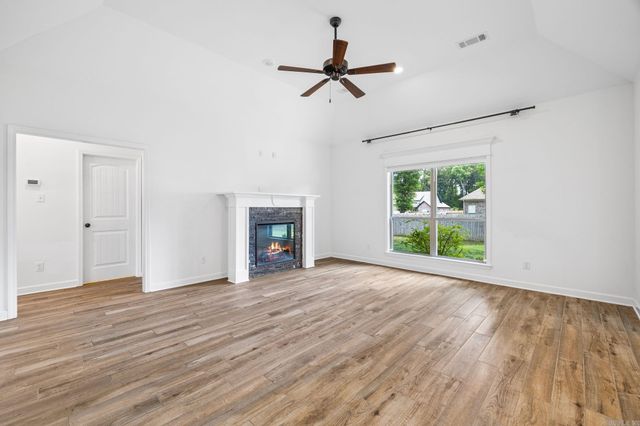 111 Hayden Drive, Beebe, AR 72012