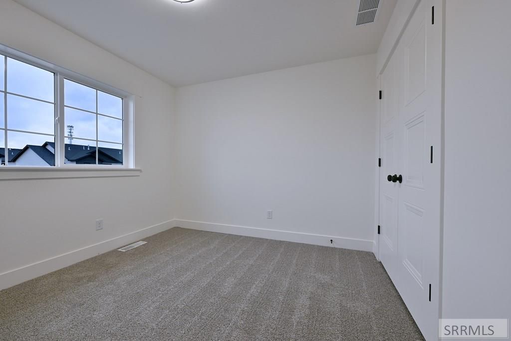 Image 22 of property listing at 4612 Lanai Court, Ammon, ID 83406