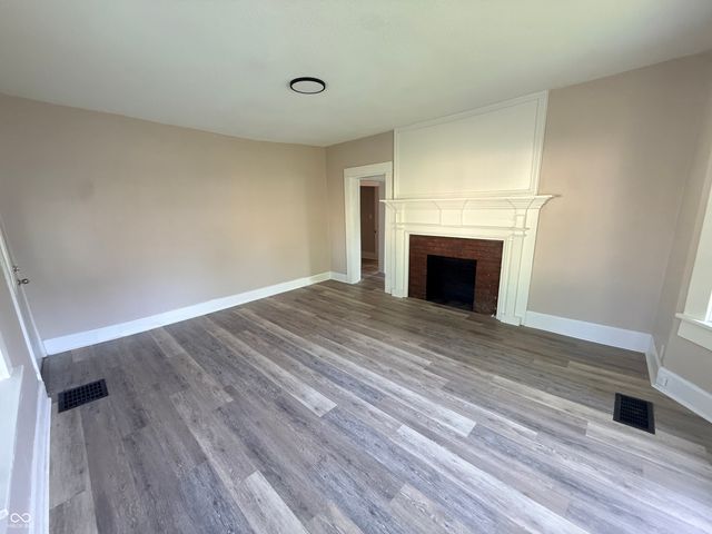 320 Lockerbie Street, Mooresville, IN 46158