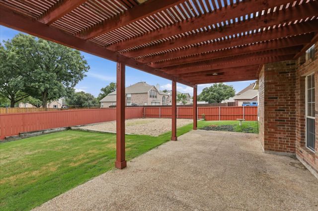 2001 Bishop Drive, Flower Mound, TX 75028