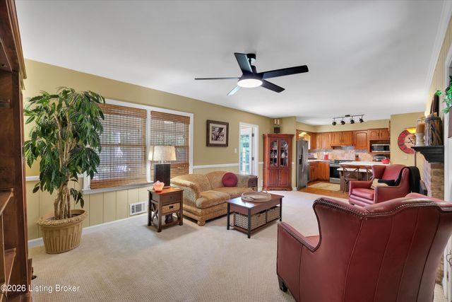 1705 Devondale Dr, Louisville, KY 40222