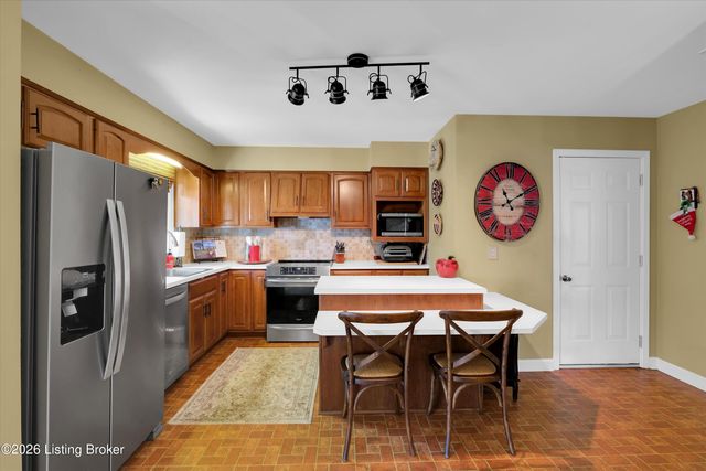 1705 Devondale Dr, Louisville, KY 40222