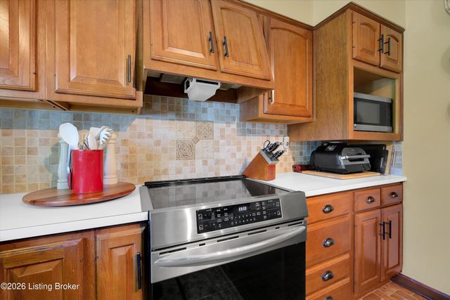 1705 Devondale Dr, Louisville, KY 40222