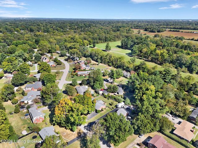 1705 Devondale Dr, Louisville, KY 40222