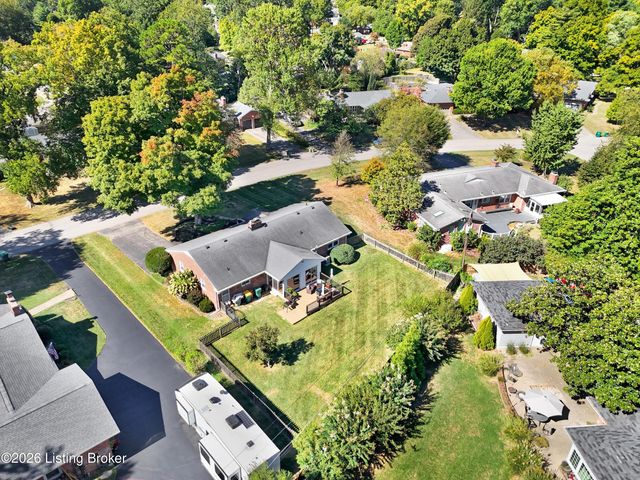 1705 Devondale Dr, Louisville, KY 40222