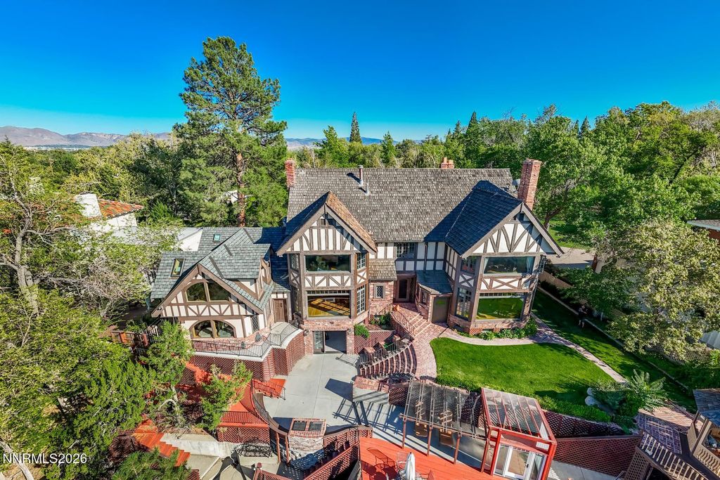 Image 3 of property listing at 745 California Avenue, Reno, NV 89509