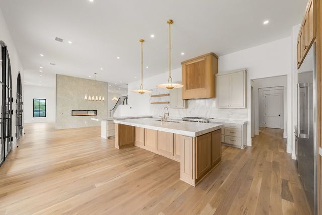 10717 Arrowhead Point Drive, Fort Worth, TX 76179