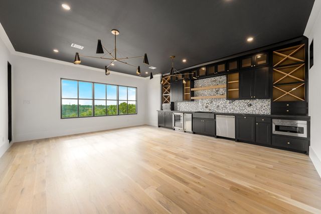 10717 Arrowhead Point Drive, Fort Worth, TX 76179