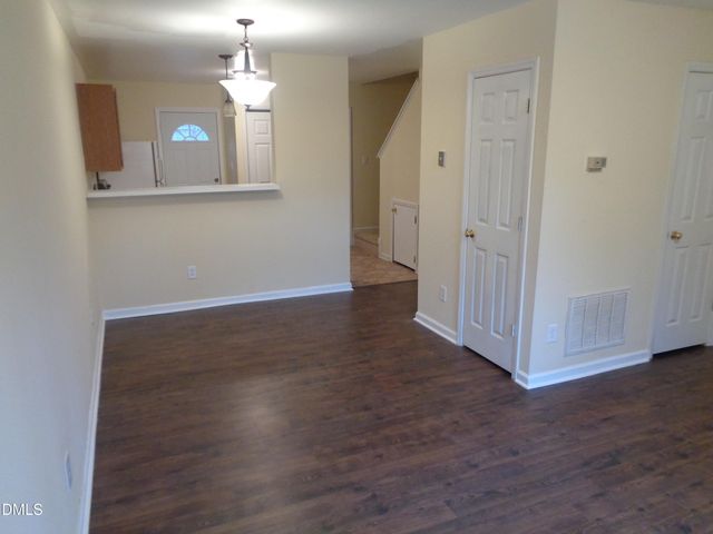 4929 Coral Ridge Court 103, Raleigh, NC 27616