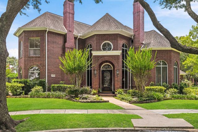 3410 Crystal Creek Court, Sugar Land, TX 77478