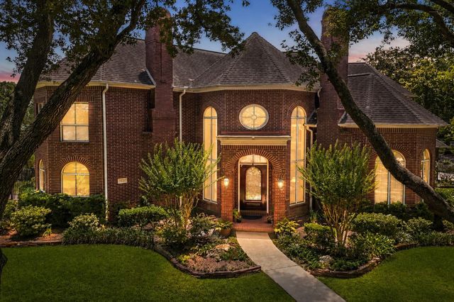 3410 Crystal Creek Court, Sugar Land, TX 77478