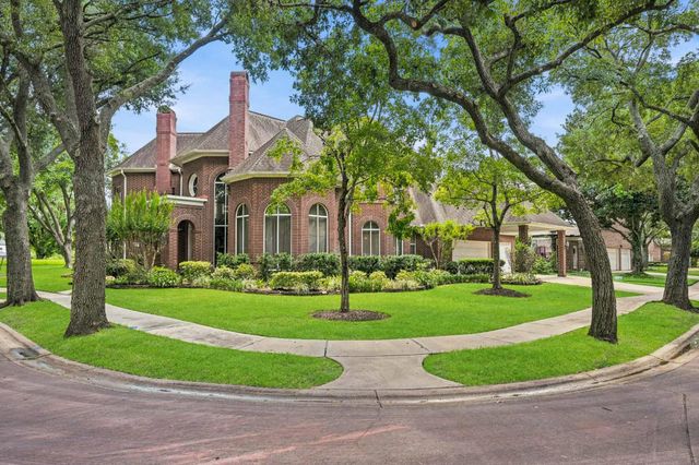 3410 Crystal Creek Court, Sugar Land, TX 77478