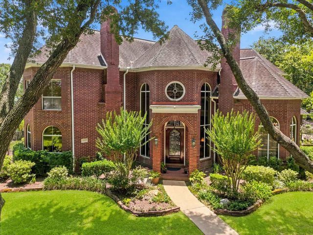3410 Crystal Creek Court, Sugar Land, TX 77478