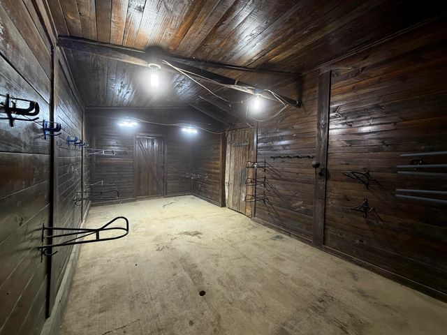 2100 Stoner-Ephesus Road, Winchester, KY 40391