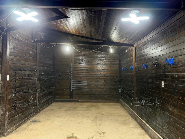 2100 Stoner-Ephesus Road, Winchester, KY 40391