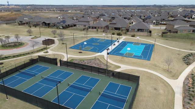 3004 Bar H Avenue, Aubrey, TX 76227
