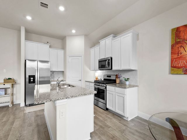 3004 Bar H Avenue, Aubrey, TX 76227
