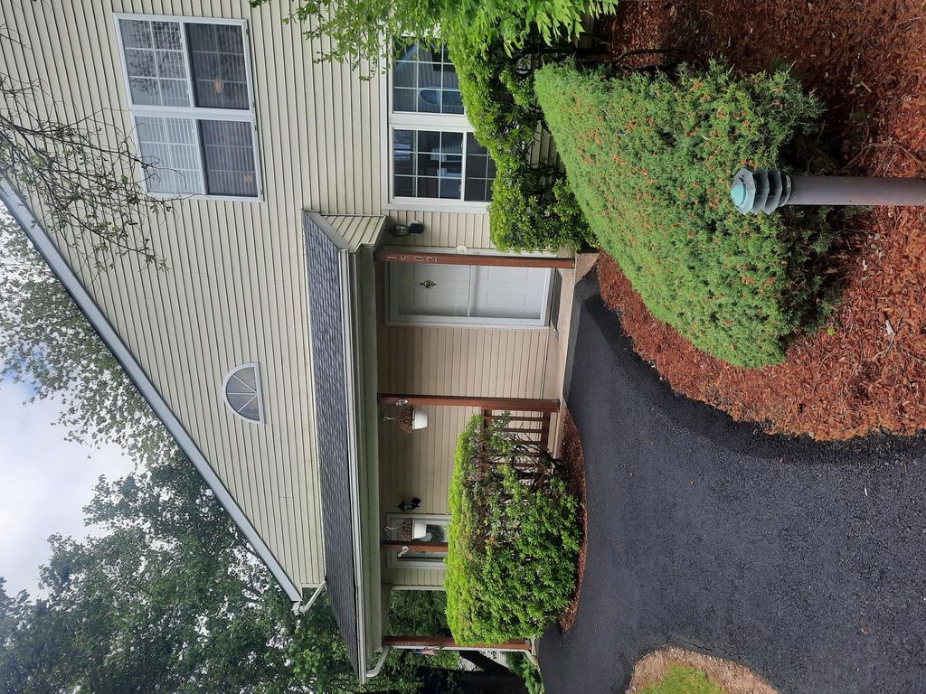 1502 Evergreen Court, Highland Mills, NY 10930
