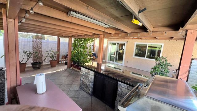 1735 Plaza Crest Ridge Road, San Diego, CA 92114