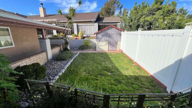 1735 Plaza Crest Ridge Road, San Diego, CA 92114