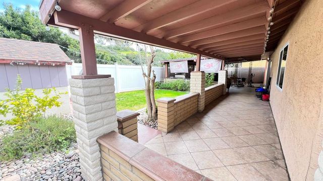 1735 Plaza Crest Ridge Road, San Diego, CA 92114