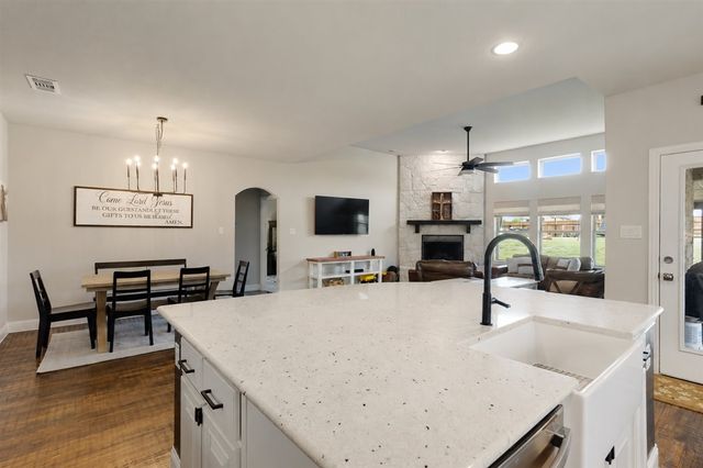 1205 Redbud, Howe, TX 75459