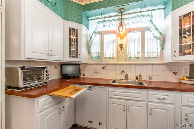 191 Long Avenue, Hamburg, NY 14075