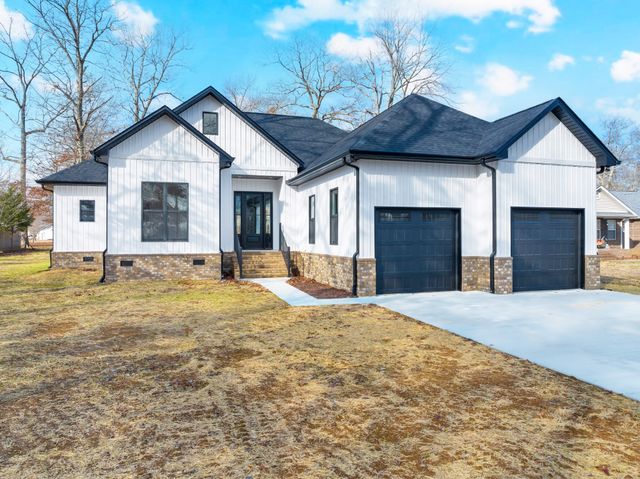 153 Dogwood Trl, Estill Springs, TN 37330