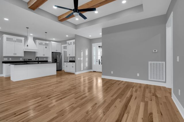 153 Dogwood Trl, Estill Springs, TN 37330