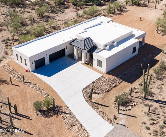 2537 N Lloyd Bush Drive, Tucson, AZ 85745