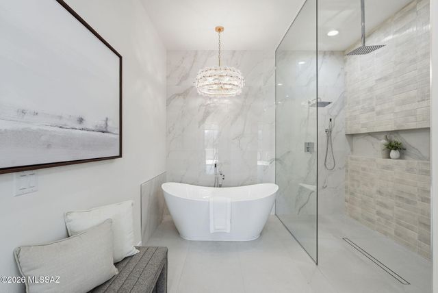 2537 N Lloyd Bush Drive, Tucson, AZ 85745