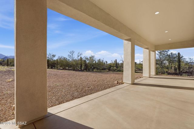 2537 N Lloyd Bush Drive, Tucson, AZ 85745