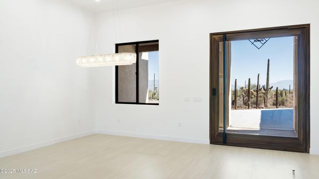 2537 N Lloyd Bush Drive, Tucson, AZ 85745