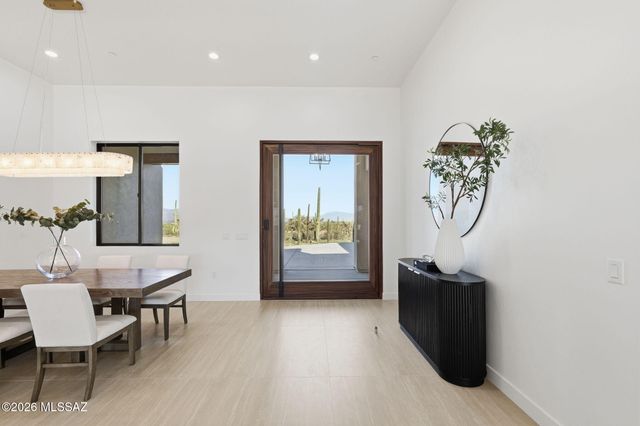 2537 N Lloyd Bush Drive, Tucson, AZ 85745