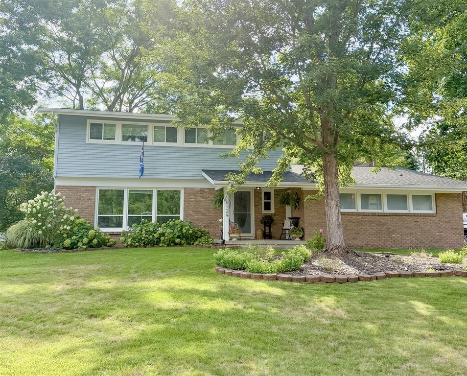 6129 Meadowlark Street, Rockford, MI 49341